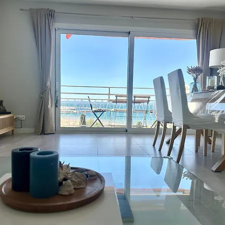 Atico Centrico Con Amplias Vistas Mar Y Playa Апартаменты *